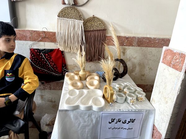 برپایی نمایشگاه کارآفرینی بانوان سرپرست خانوار و دانش‌آموزان ساوجبلاغ