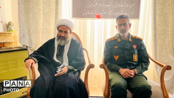 دیدار با خانواده شهدای جنگ رمضان در فردیس 