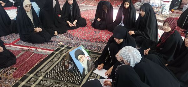 از اعتکاف تا ایرانمون