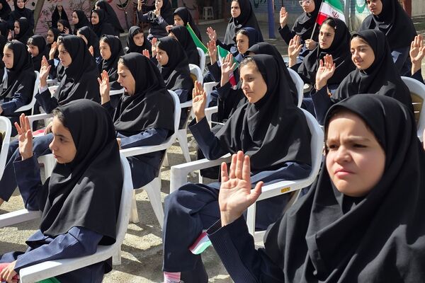 برگزاری جشن جوانه ها ، آغاز فصل رویش جوانه ها در بهارستان دو