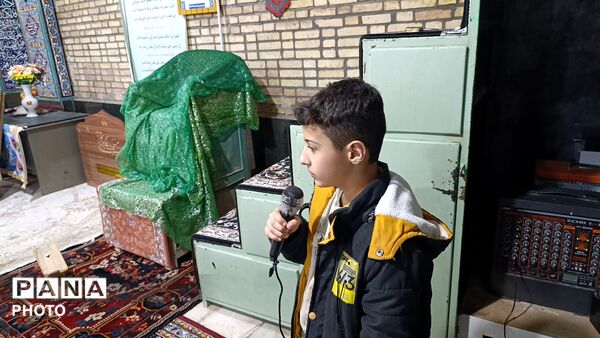 برپایی سفره‌های افطار ساده در شهر سفیددشت 