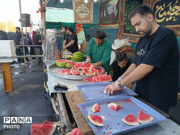 پیاده‌روی اربعینی عاشقان ظهور در بلوار پیامبر اعظم قم