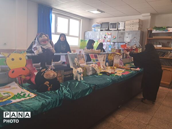 برپایی نمایشگاه دست سازه‌های قرآنی «طرح اتقان» در دبستان ابن سینا  ناحیه 3 کرج 
