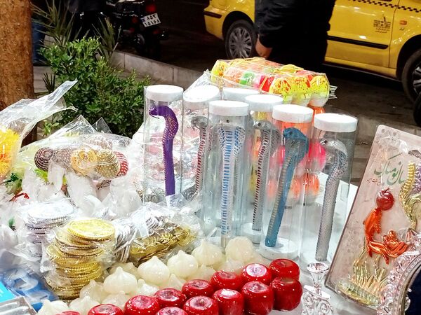 بازار های کاشمر در آستانه عید رنگ و لعابی ویژه دارد