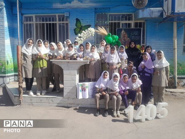 جشن آغاز سال تحصیلی در دبستان دخترانه  شهید محمد حسین الیشه 