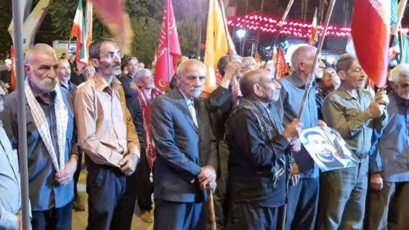«لبیک یا رسول‌الله»؛ شعار محوری تجمعات شبانه در شب رحلت پیامبر(ص) و شهادت امام حسن(ع) نورآباد