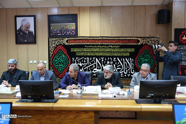 نشست مشترک وزیر آموزش و پرورش با اعضای کمیسیون آموزش، تحقیقات و فناوری مجلس شورای اسلامی