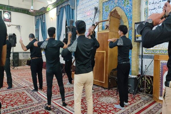 مراسم عزاداری امام حسین(ع) در شهر بار 