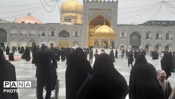 چهارشنبه که می‌شود، حرم امام رضا(ع) شلوغ‌تر از همیشه است