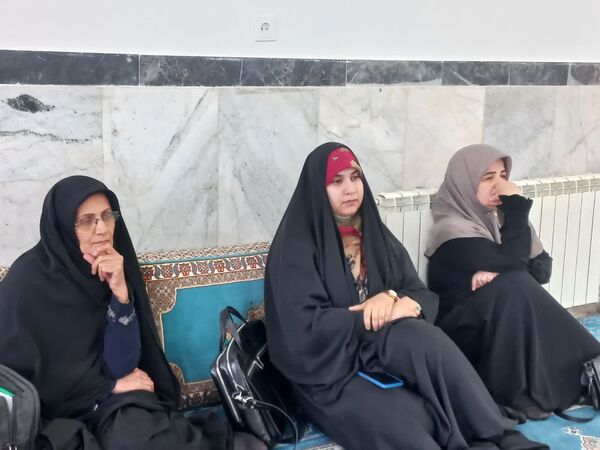 دیدار نماینده مردم ساری و میاندورود در مجلس شورای اسلامی با اهالی چهاردانگه