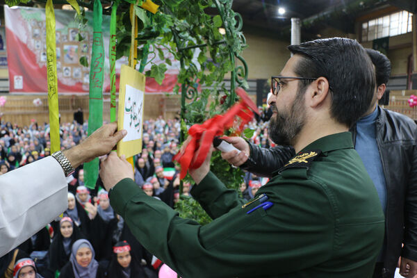 همایش دختران حاج قاسم 