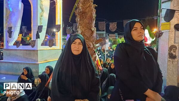 خروش حسینیان در کوهدشت؛ طنین سوگ در میدان امام خمینی(ره)
