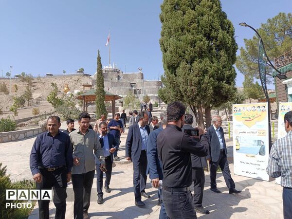 آیین کلنگ زنی خیابان «غذا» در بزرگترین مجموعه گردشگری منطقه ترشیز 