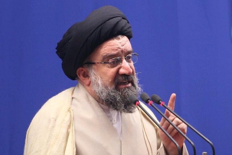 نیروهای مسلح ایران بازوهای پرتوان جمهوری اسلامی ایران هستند