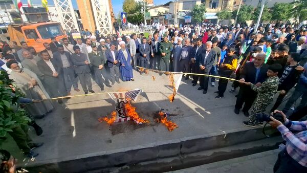 مراسم راهپیمایی ۱۳ آبان در شهرستان میاندورود