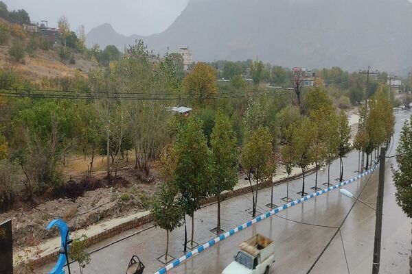 فصل زیبای پاییز در شهر بار نیشابور 
