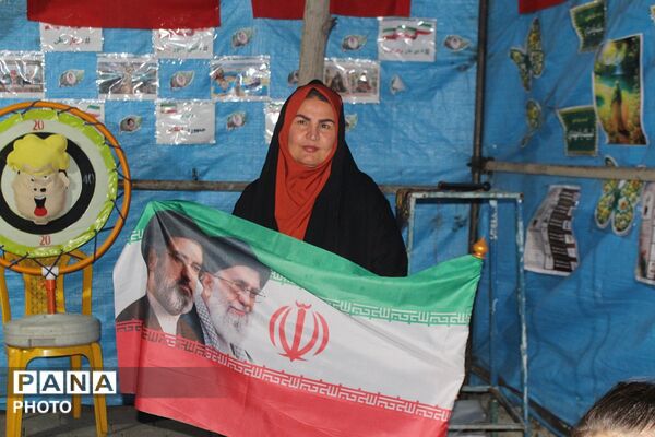 گردهمایی معلمان چهاردانگه در موکب فرهنگیان تجمعات شبانه