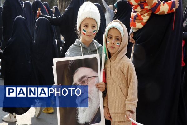 راهپیمایی ۲۲ بهمن در شهرستان پاکدشت 