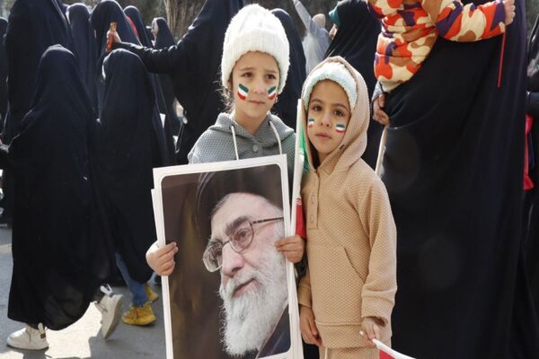 راهپیمایی ۲۲ بهمن در شهرستان پاکدشت 