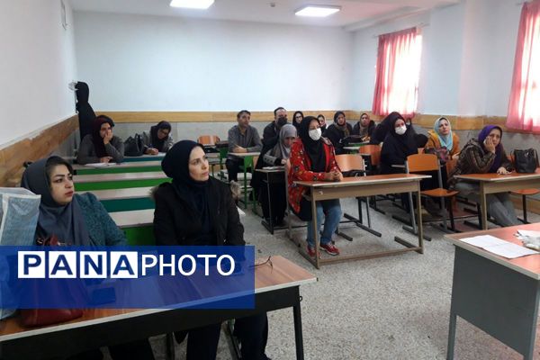 اولین دوره آموزشی آموزگاران با هدف کیفیت بخشی برنامه های سلامت و تندرستی 