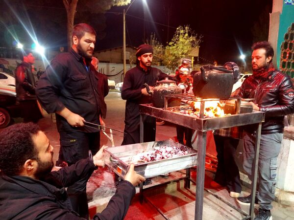 موکب هایی به عشق فاطمه (س) در کاشمر