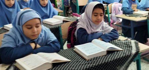گرامیداشت شهادت سردار دل‌ها در مدرسه فرهنگ خلیل آباد