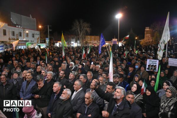 سخنرانی دکتر عبدالملکی در چهل‌وهشتمین شب تجمعات؛ حضور پرشور شهروندان قروه