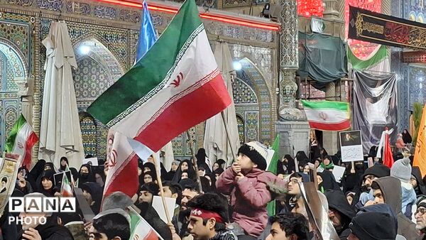 اجتماع بیعت مردم ولایی در میدان جهاد قم