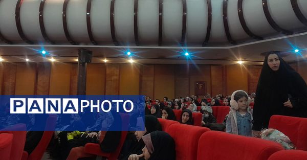 همایش مادر و دختری در ناحیه ۲ 