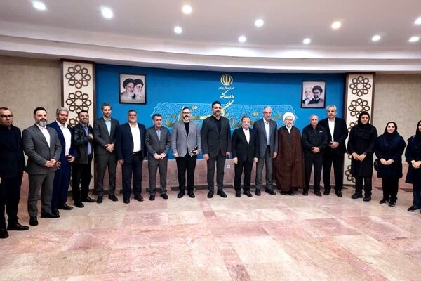 دیدار رئیس و اعضای هیات رئیسه فدراسیون دوومیدانی با استاندار گلستان