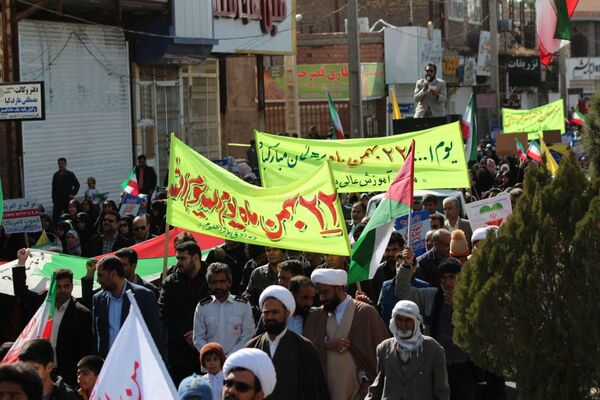 راهپیمایی ۲۲ بهمن در شهرستان بم 