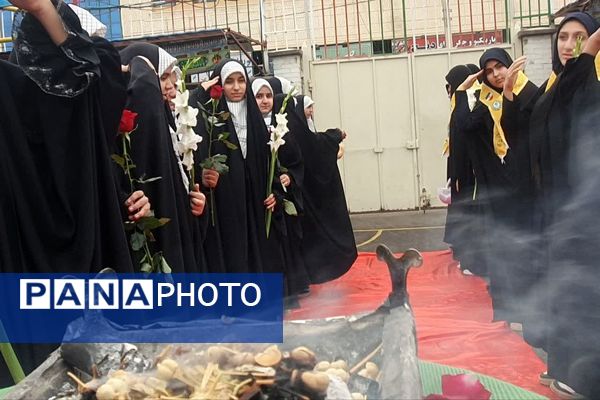 تشییع شهید گمنام در مدارس ناحیه 4 شیراز