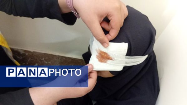 زمین لرزید ، اما دانش آموزان ۱۳ آبان استوار ایستادند