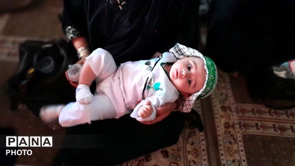  مراسم باشکوه شیرخوارگان حسینی در مسجد جامع درگزین