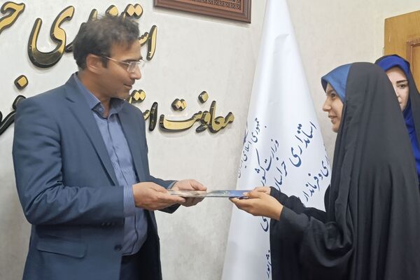 نشست بر خط قرارگاه‌های میدان 14صفر 3 با استاندار خراسان رضوی در فرمانداری نیشابور