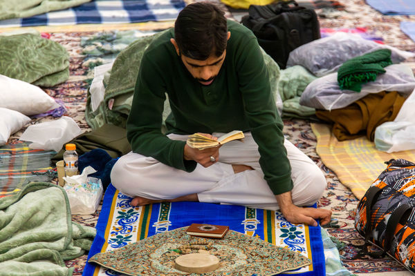 آیین معنوی اعتکاف در حرم مطهر رضوی- ۱