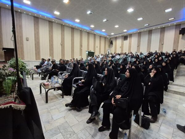 جلسه مدیران مدارس قطب شمال استان اصفهان