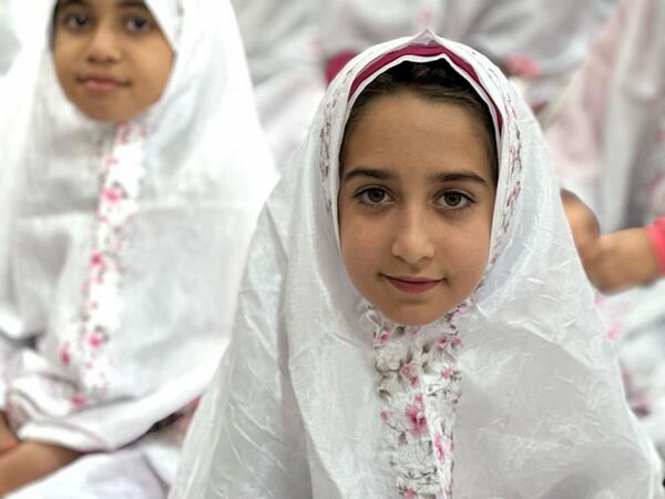 محفل انس با قرآن در دبستان دخترانه امید انقلاب بوشهر 