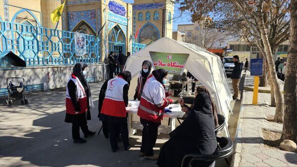  نماز عبادی، سیاسی جمعه با رنگ و بوی دهه فجر در فاروج
