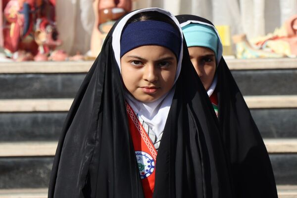 ویژه برنامه ماجراجویی در سرزمین علم در مدارس شهرستان پاکدشت 