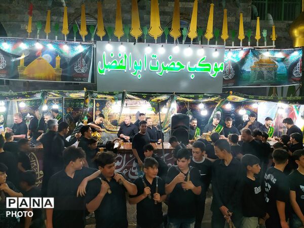 عزاداری مردان با غیرت وزنان شیردل این سرزمین در روستای بابان دردسته