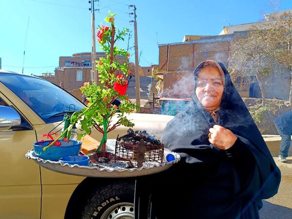 مردم علی‌آباد دمق جوکار از شهید گمنام استقبال کردند