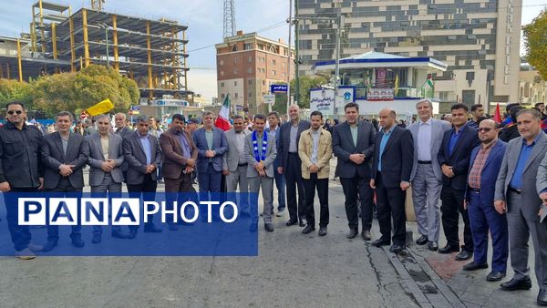 راهپیمایی یوم الله ۱۳آبان روز ملی استکبار ستیزی 