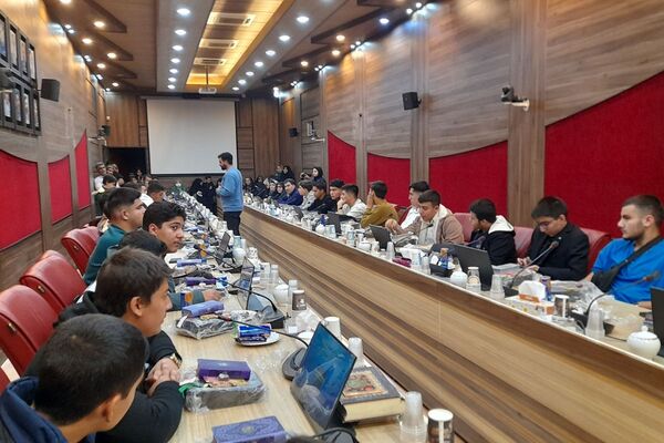 برگزاری مراسم بدرقه کاروان دانش آموزی حج عمره
