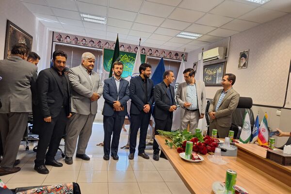 جلسه هم اندیشی و تجلیل از خبرنگاران پانا در شیراز 