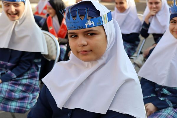 ویژه برنامه ماجراجویی در سرزمین علم در مدارس شهرستان پاکدشت 