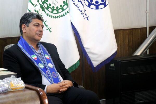 دیدار دانش‌آموزان پسر پیشتاز با مدیر سازمان دانش‌آموزی خراسان رضوی