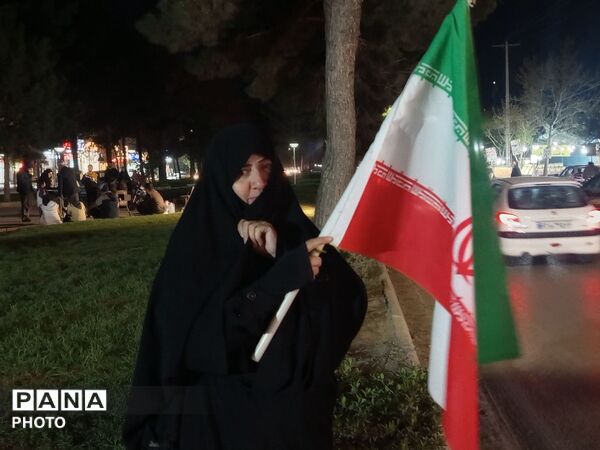 حضور مردم نمایشی از اتحادوهمبستگی دربلوار جمهوری نیشابور