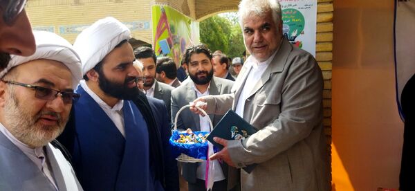 غرفه خبرگزاری پانا و سازمان دانش‌آموزی در مراسم افتتاحیه فعالیت‌های تابستانی