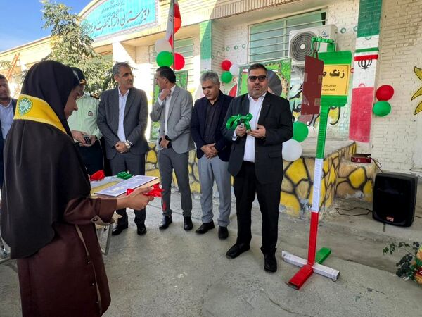 «زنگ صبر» در مدارس سیریک نواخته شد